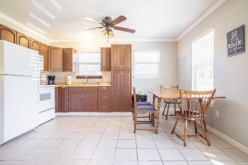 Maverick'S River Haus Home image 26