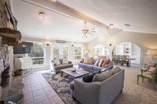 Maverick'S River Haus Home image 27