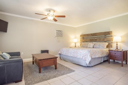 Maverick'S River Haus Home image 28