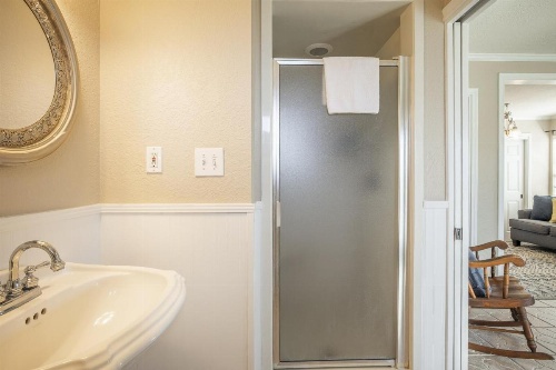 Maverick'S River Haus Home image 36